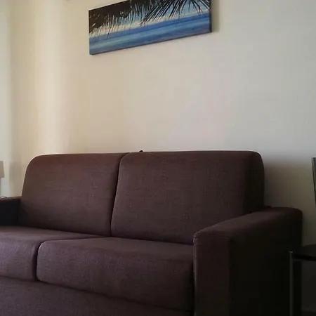 Apartman - Isr071018-cya